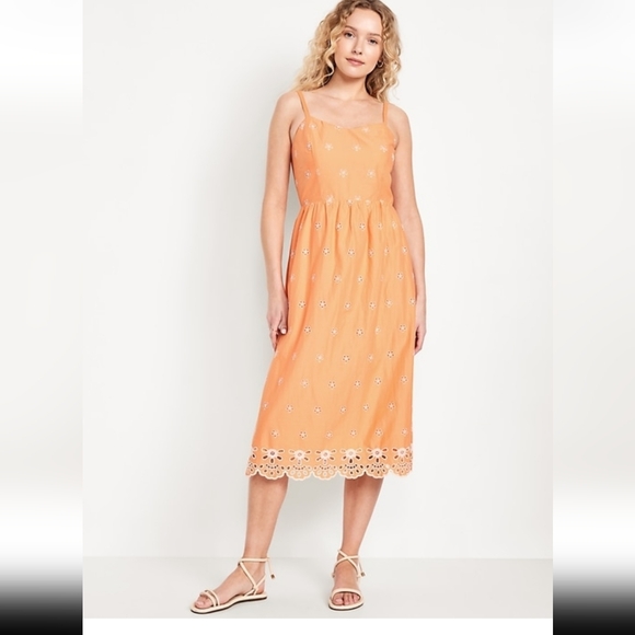 Old Navy Fit & Flare Blossom Petal Eyelet Midi Dress  Cotton Sleeveless NWT MED - Picture 3 of 9